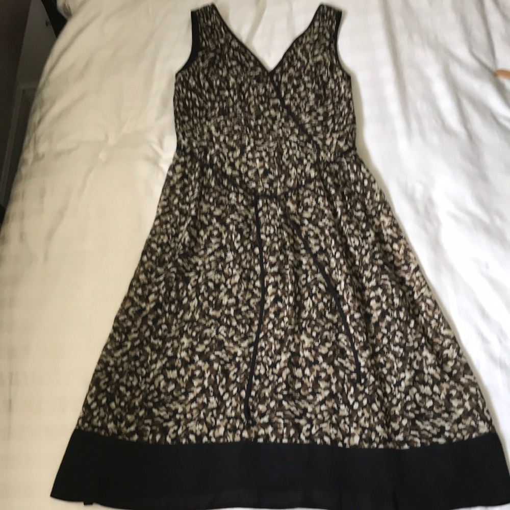Talbots silk brown/cream/black faux wrap fit n flare sleeveless dress EUC